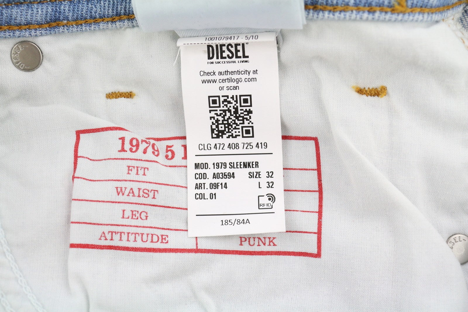 DIESEL 1979 Sleenker 09F14 Men Jeans W32/L32 Skinny Low Waist Distress RRP€250