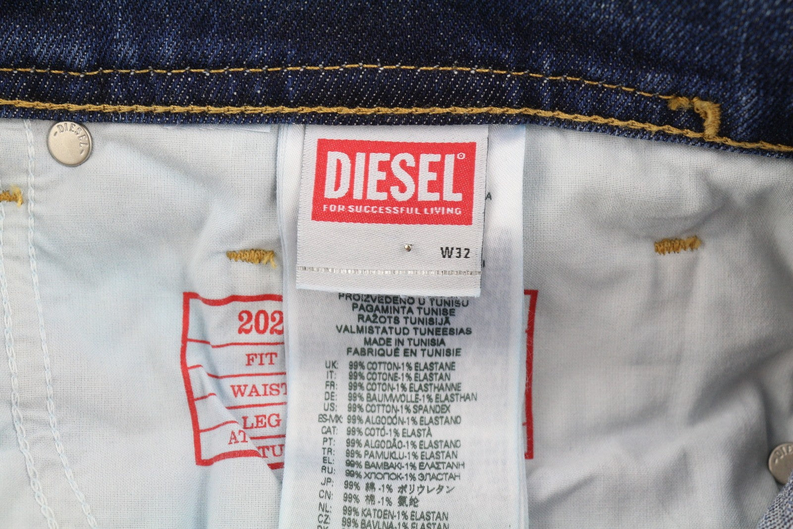 DIESEL 2023 D-Finitive 09H43 Men Jeans W32/L32 Regular Tapered Leg Blue RRP€225