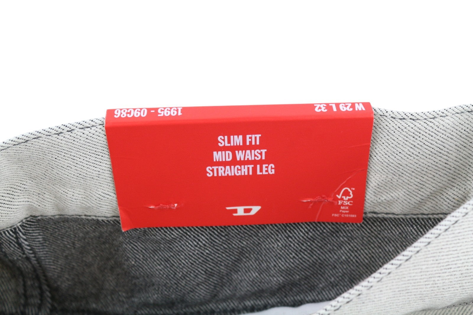 DIESEL 1995 09C86 Mens Jeans W29/L32 Light Slim Straight Mid Waist RRP€195