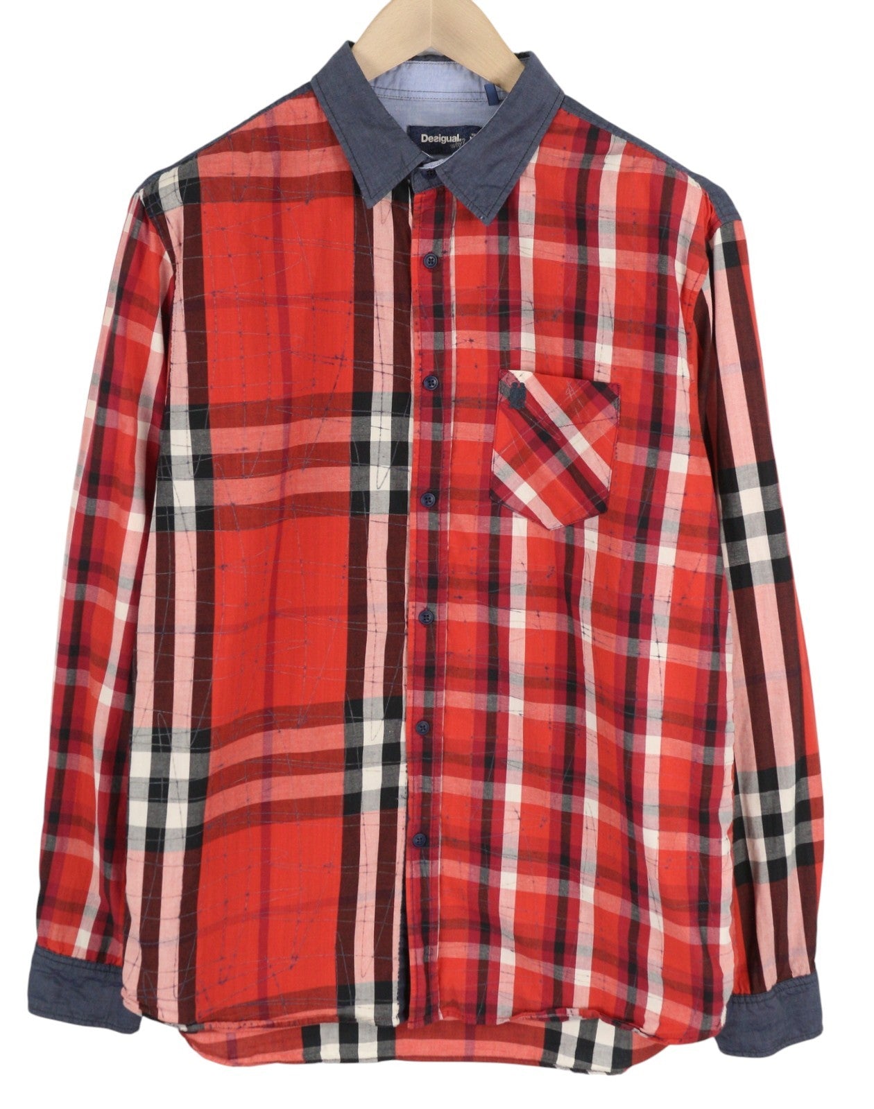 DESIGUAL Men Shirt XL Casual Buttoned Spread Neck Plaid Pattern Patch Pocket