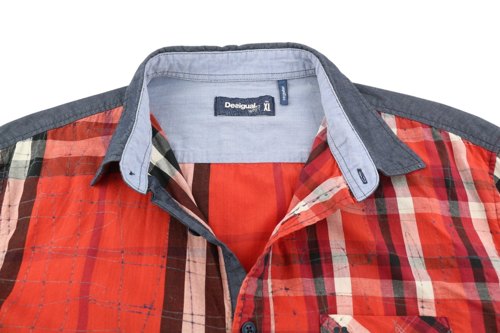 DESIGUAL Men Shirt XL Casual Buttoned Spread Neck Plaid Pattern Patch Pocket