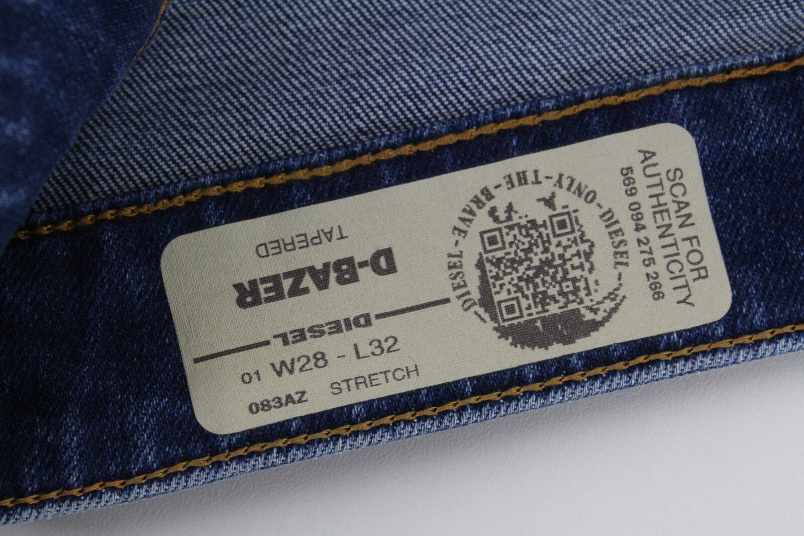 DIESEL D-Bazer 083AZ Men's Jeans W28/L32 Blue Tapered Cotton Stretch Wash