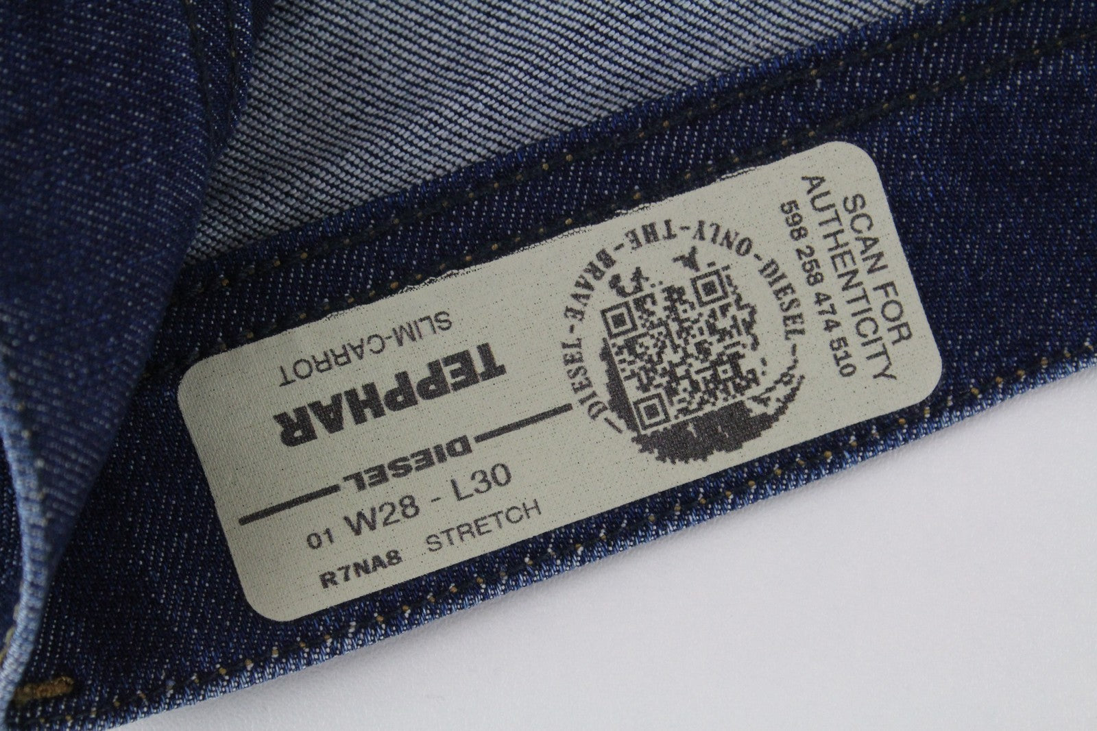 DIESEL Tepphar R7NA8 Men's Jeans W28/L30 Slim Carrot Blue Cotton Stretch Ripped