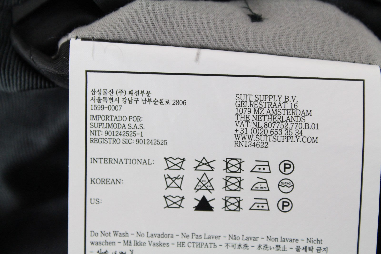 SUITSUPPLY Lazio smokingo švarkas vyrams UK34R tamsiai mėlynas Super 120 vilnonis plonas oficialios suknelės 