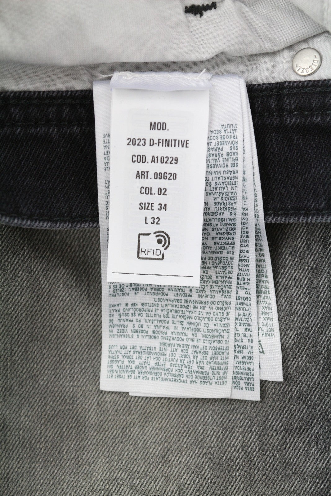 DIESEL 2003 D-Finitive 09G20 Men Jeans W34/L32 Regular Fit Tapered Black RRP€225