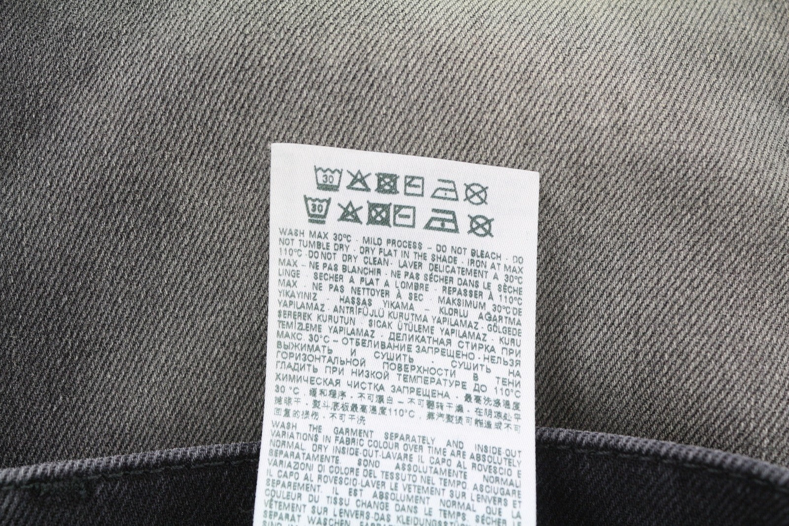 DIESEL 2003 D-Finitive 09G20 Men Jeans W32/L32 Regular Fit Tapered Black RRP€225