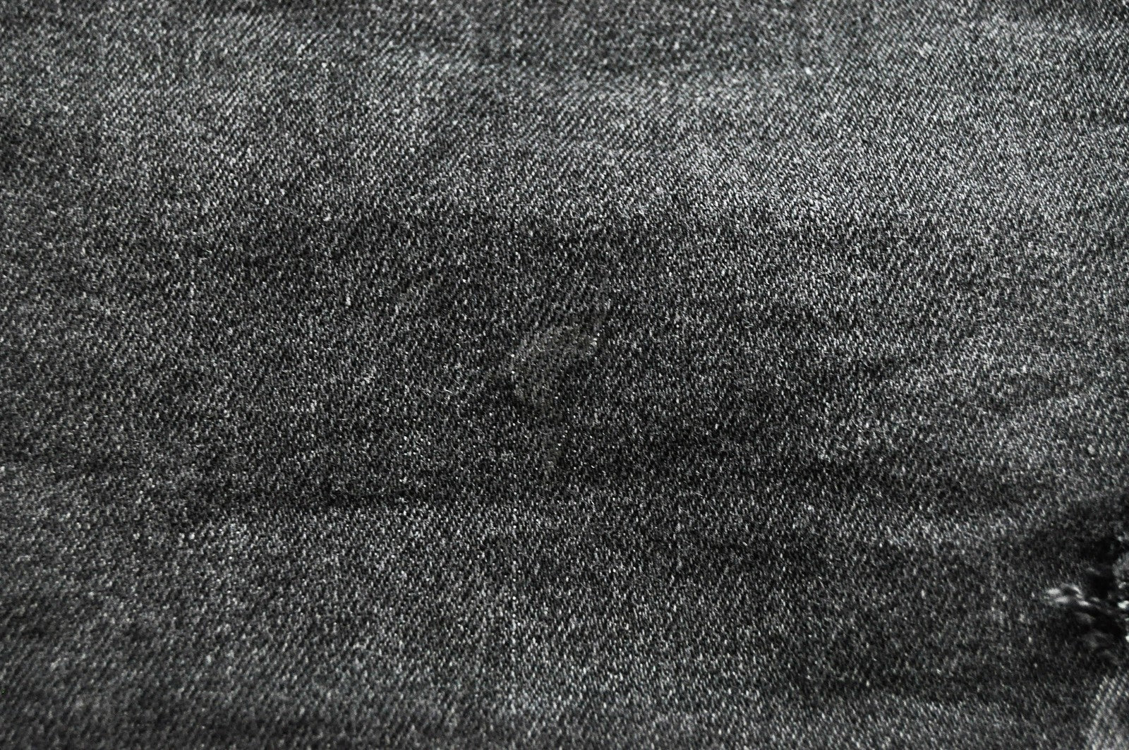 DIESEL Belther 0673P Men's Grey Ripped Tapered Jeans W31/L32 Cotton Stretch