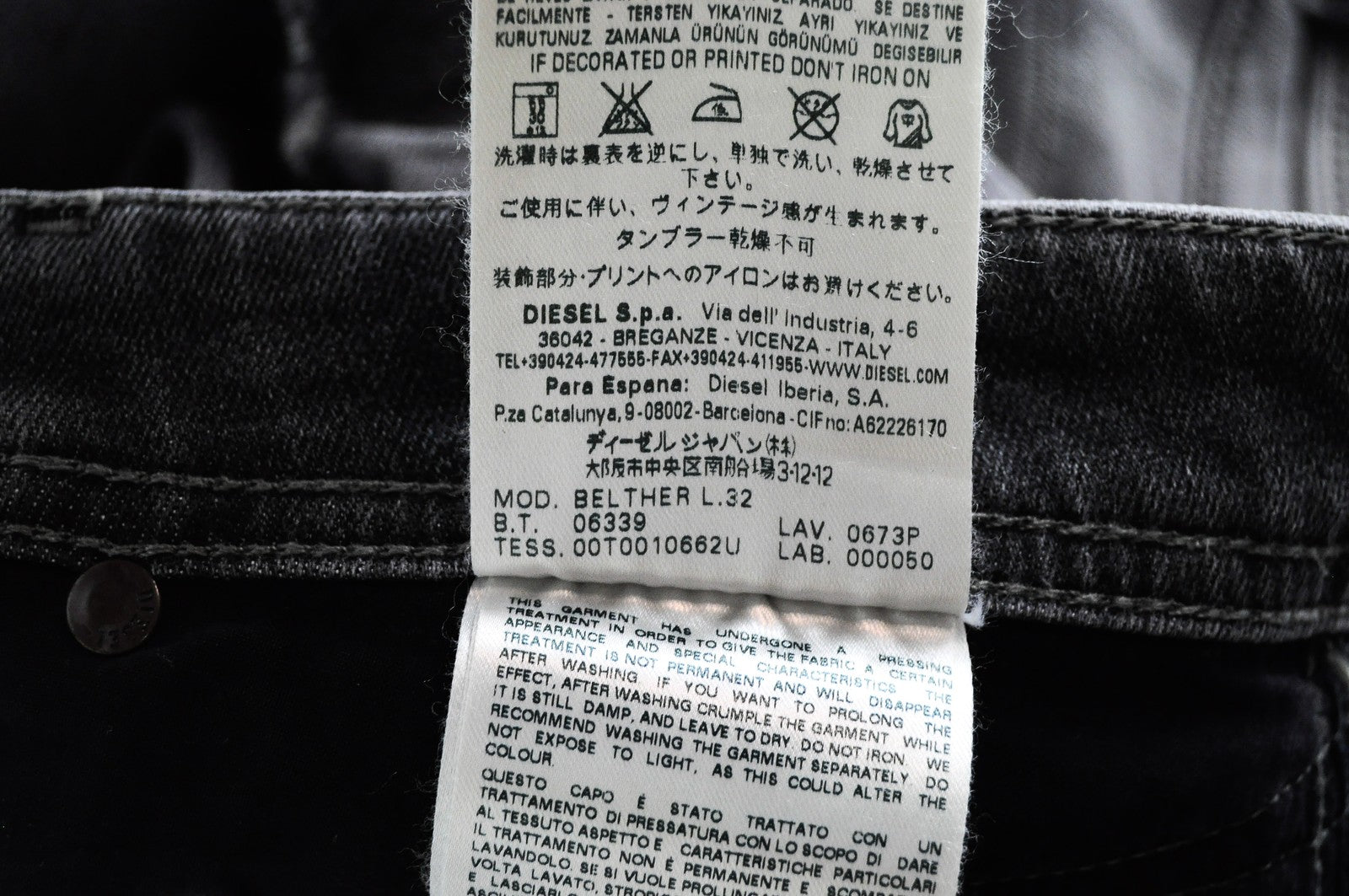 DIESEL Belther 0673P Men's Grey Ripped Tapered Jeans W31/L32 Cotton Stretch