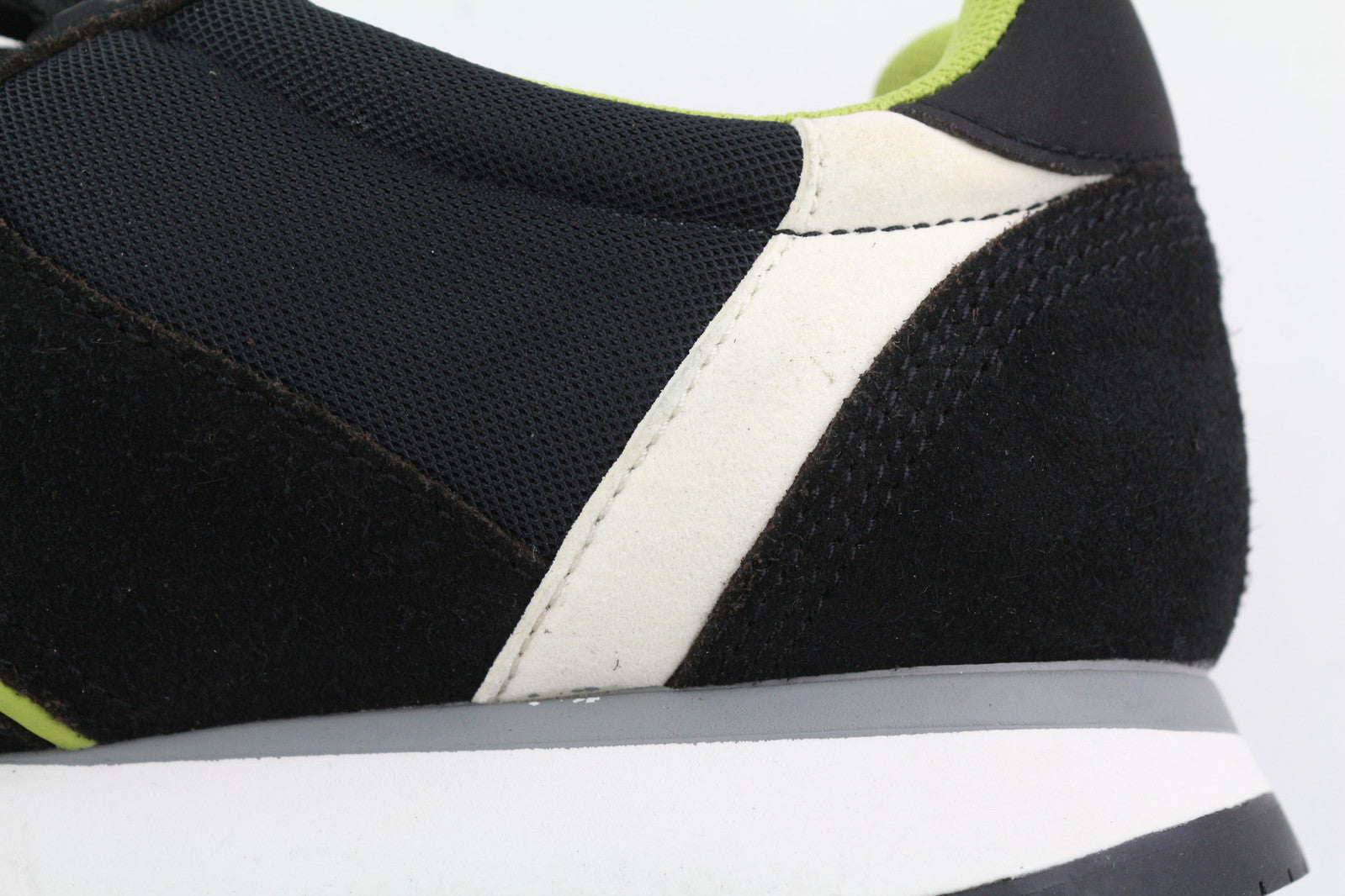 TIMBERLAND A25SB Men Sneakers EU43/44 Black Leather Low Top Lace Up ReBOTL