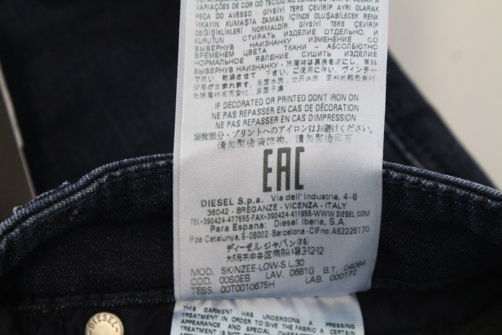 DIESEL Skinzee-Low-S 0681G Women's Super Slim Stretch Jeans W26/L30