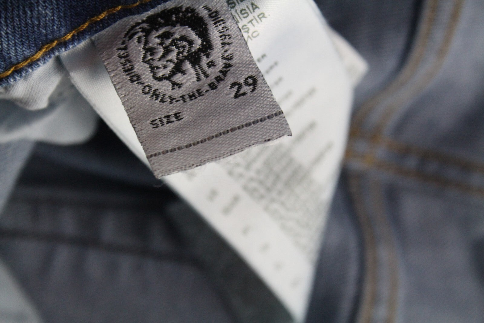 DIESEL Tepphar-X R8XA3 Men's Blue Slim Carrot Stretch Jeans W29/L34 Buttoned