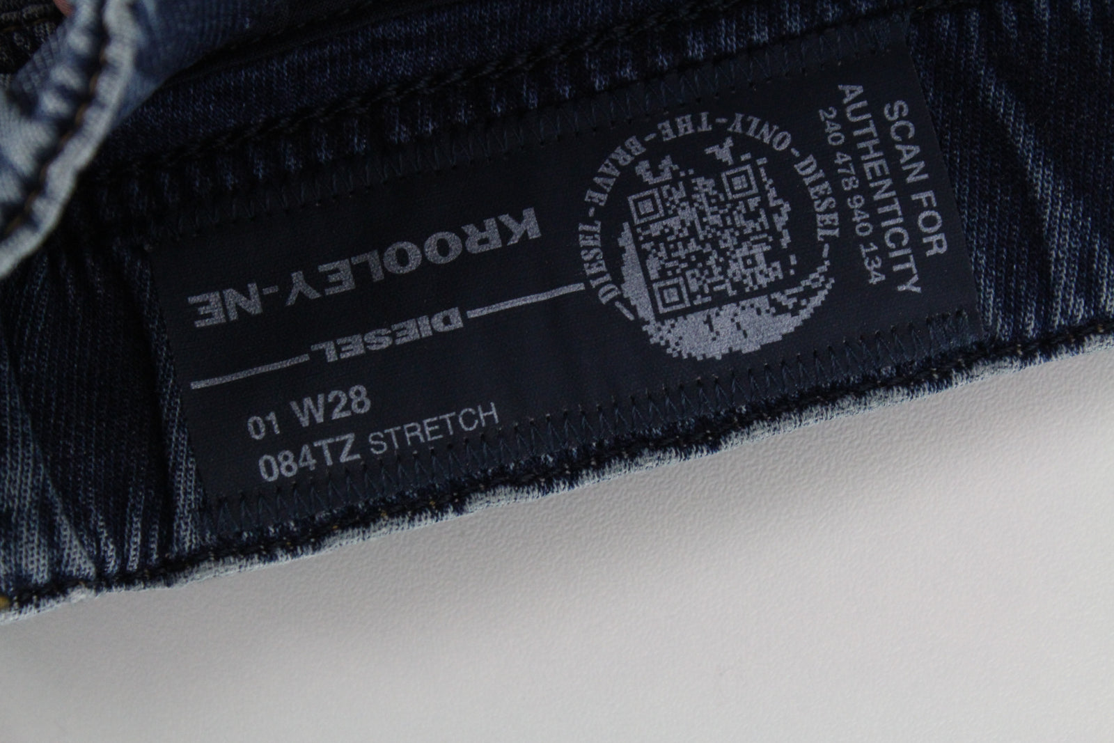 DIESEL Krooley-NE 084TZ Men's Blue Tapered Distressed Drawstring Jeans W28