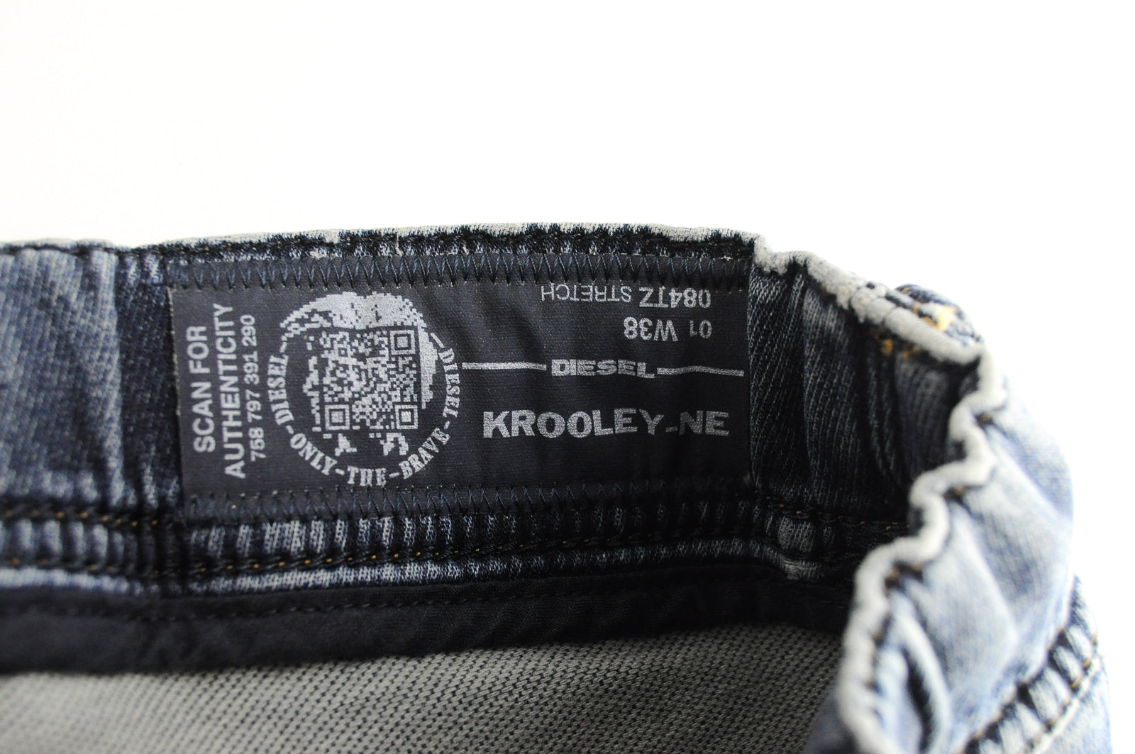 DIESEL Krooley-NE 084TZ W38 Men's Blue Jogg Tapered Ripped Stretch Jeans