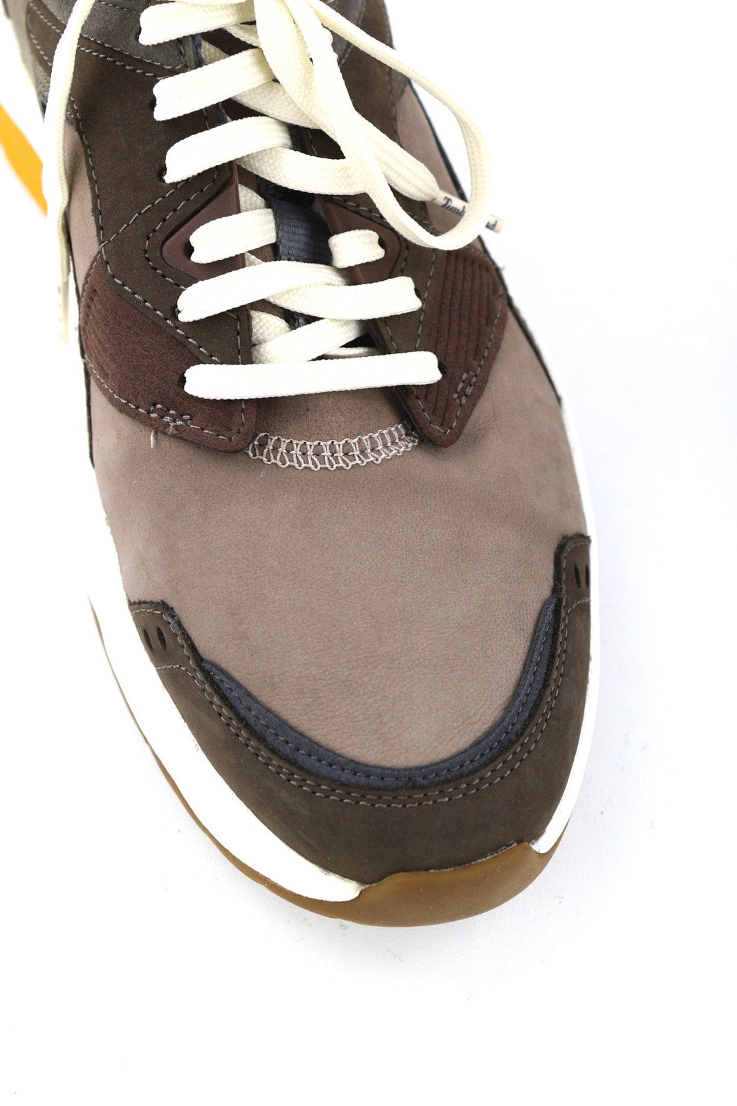 TIMBERLAND A2N9Q-A4850 Men Trainers EU42/43 Brown Leather Low-Top Laced Logo