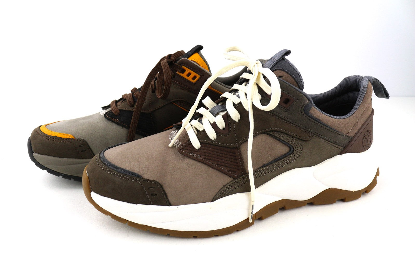 TIMBERLAND A2N9Q-A4850 Men Trainers EU42/43 Brown Leather Low-Top Laced Logo