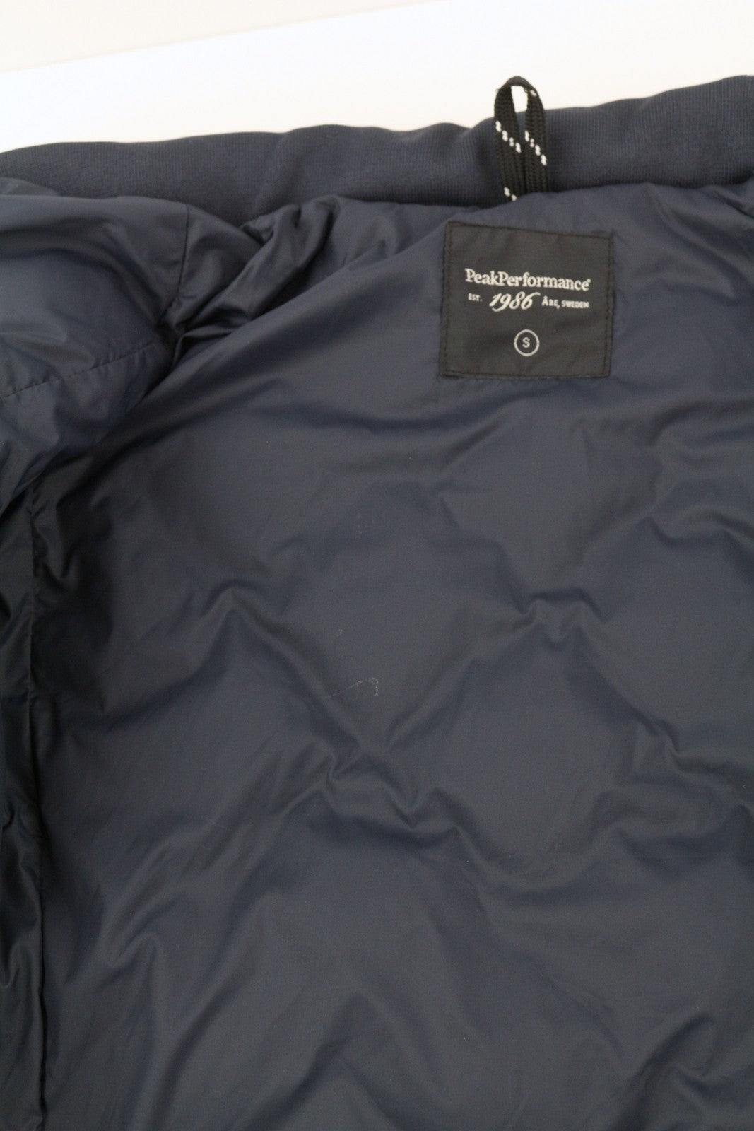 PEAK PERFORMANCE Grace Women Jacket S Dark Blue Down Filled Quilted Puffer Logo