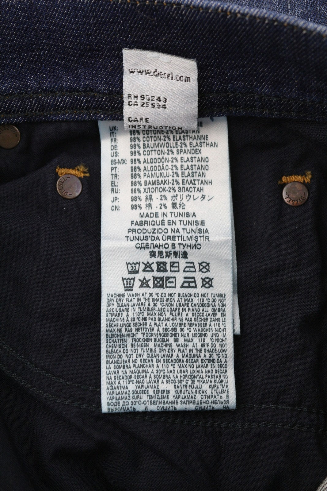 DIESEL Tepphar R7NA8 Men Jeans W28/L30 Slim Carrot Fit Stretch Distress Blue