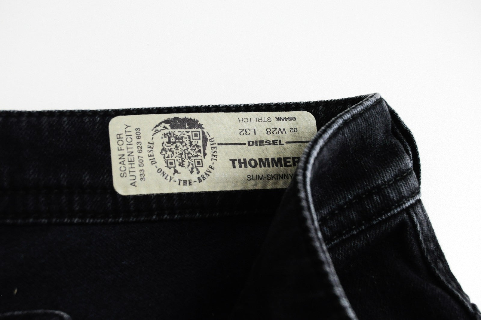 DIESEL Thommer 084NK Men's Slim Fit Jeans W28 L32 Navy Stretch Cotton 5 Pocket