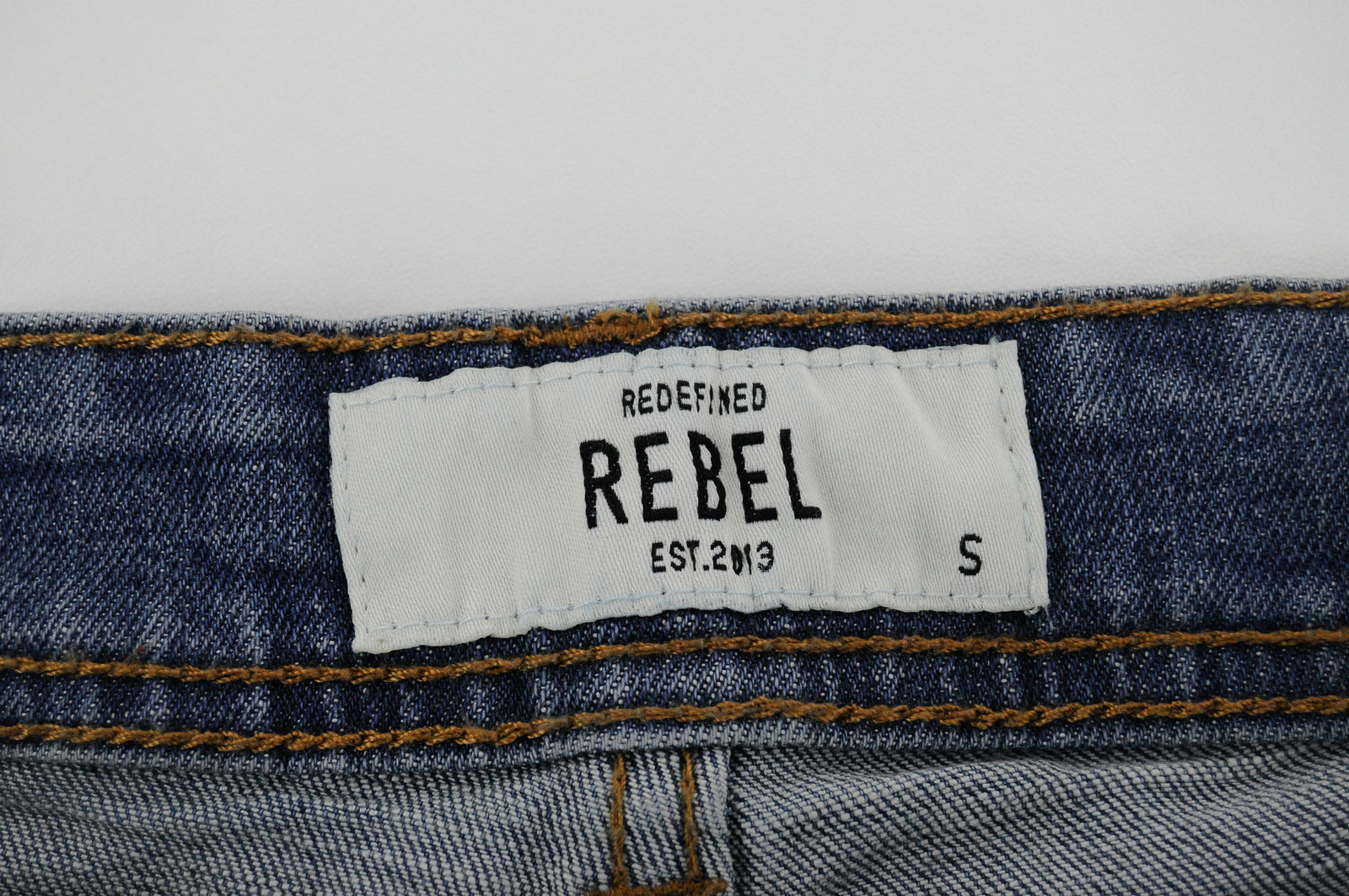 REDEFINED REBEL Men Shorts S Blue Washed Denim Cotton Stretch 5-Pocket Style