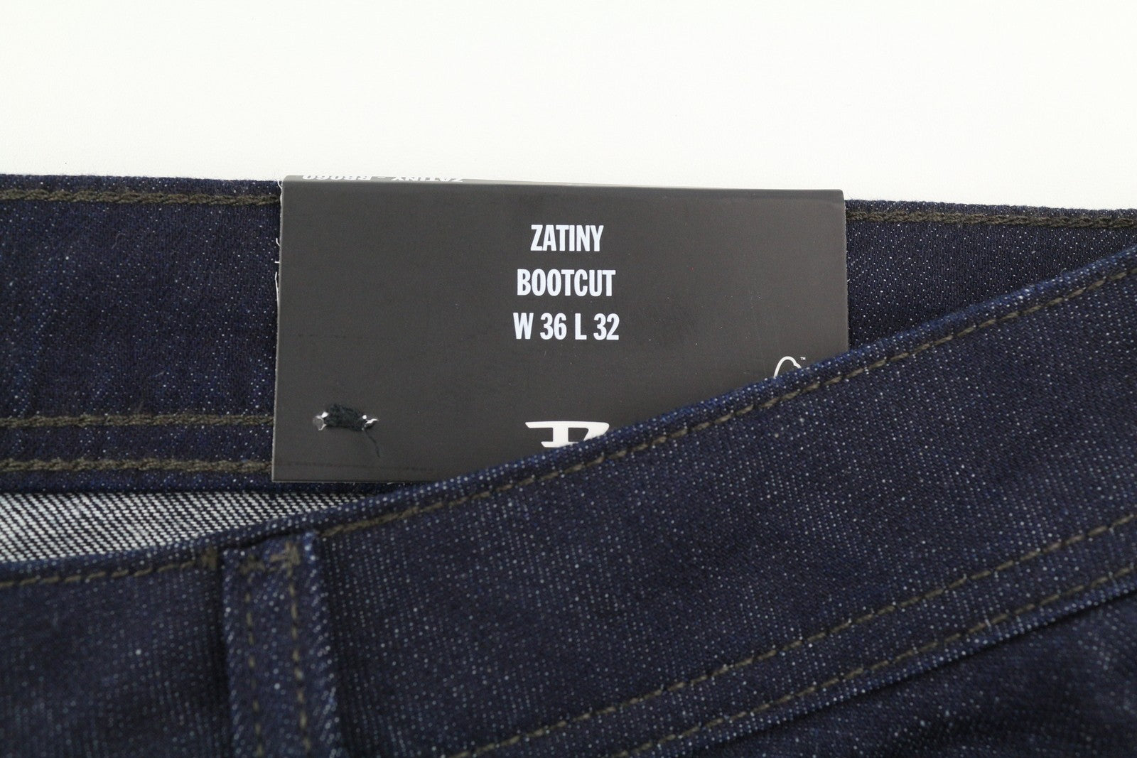 DIESEL Zatiny RB060 Men Jeans W36/L32 Bootcut Fit Button Fly Dark Blue Denim