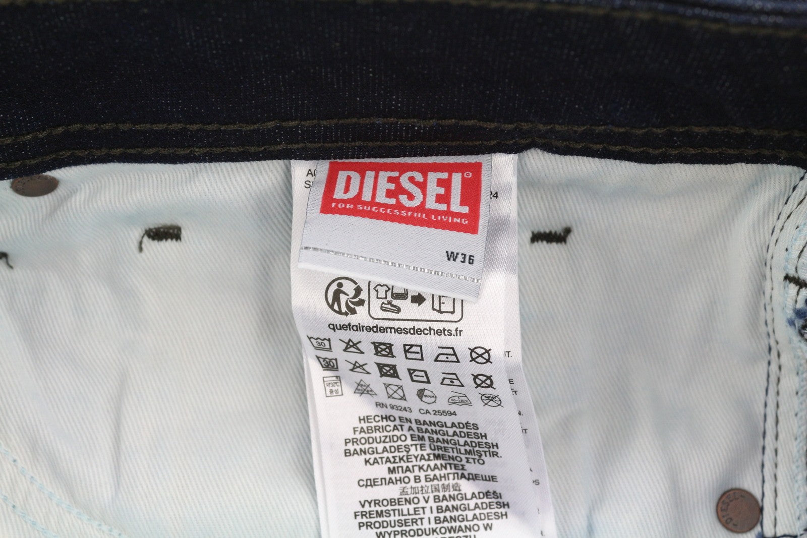 DIESEL Zatiny RB060 Men Jeans W36/L32 Bootcut Fit Button Fly Dark Blue Denim