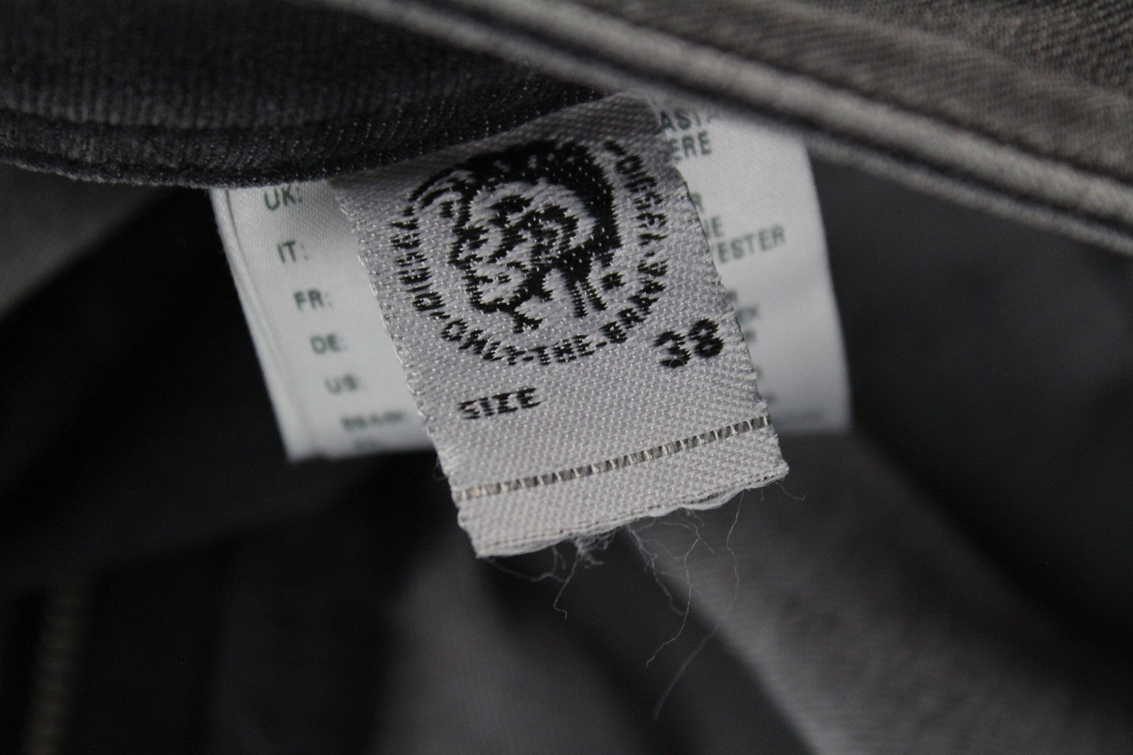 DIESEL Thommer R266U Men Jeans W38/L32 Slim Skinny Fit Cotton Grey Washed Denim