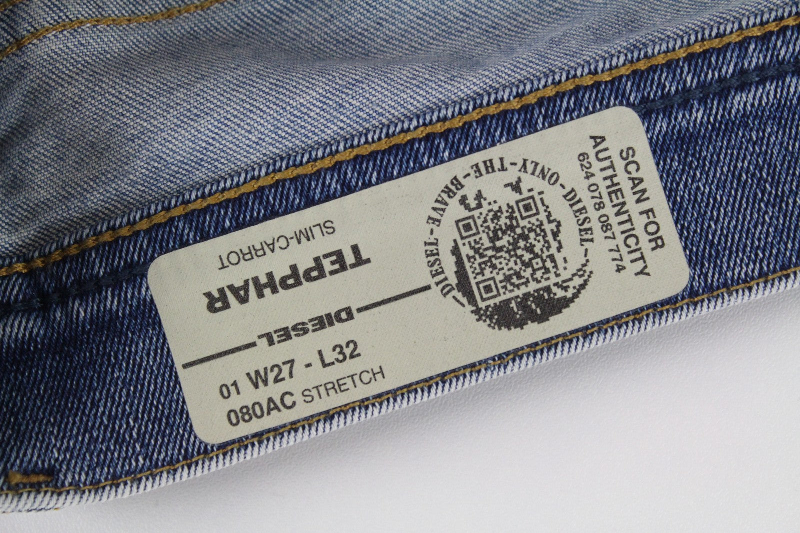 DIESEL Tepphar 080AC Men Jeans W27/L32 Slim Carrot Fit Blue Distressed Stretch