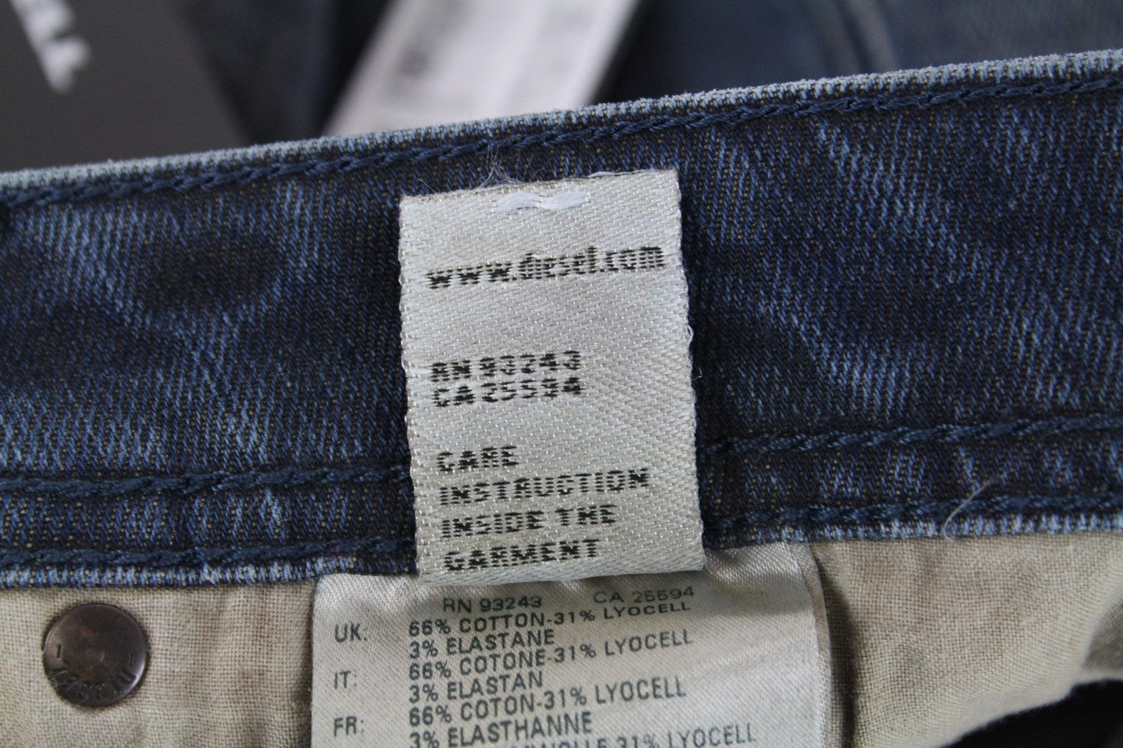 DIESEL Krayver R48XU Men Jeans W31/L32 Slim Carrot Fit Aged Cotton Blue Denim