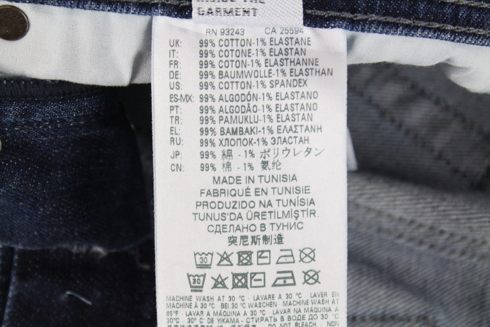 DIESEL Tepphar R39M0 vyriški džinsai W30/L32 mėlyni, ploni, morkų kirpimo, tamprūs, skalbti medvilniniai džinsai. 