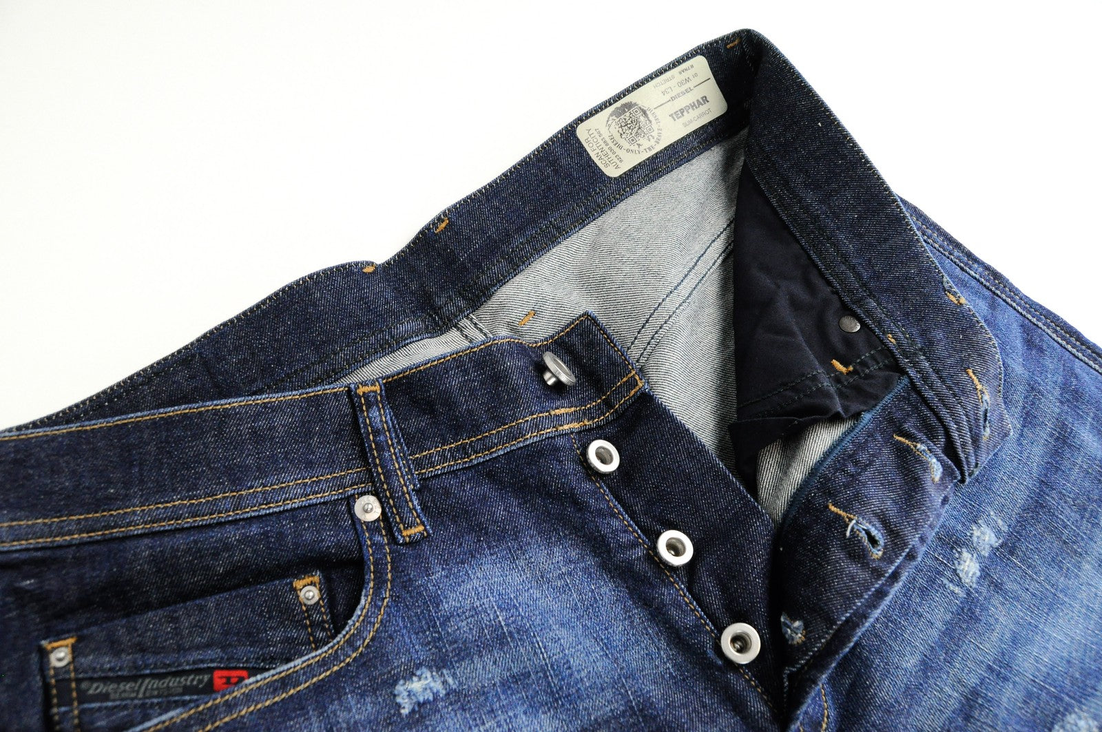 DIESEL Tepphar R7NA8 Men Jeans W30/L34 Slim Carrot Fit Blue Cotton Casual Wash