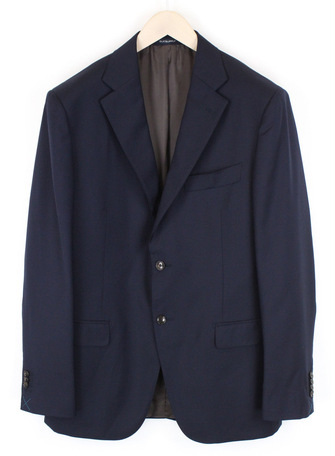 „SUITSUPPLY Napoli“ vyriškas švarkas, UK44L, tamsiai mėlyna vilnonė suknelė su pamušalu ir išpjova apykakle. 