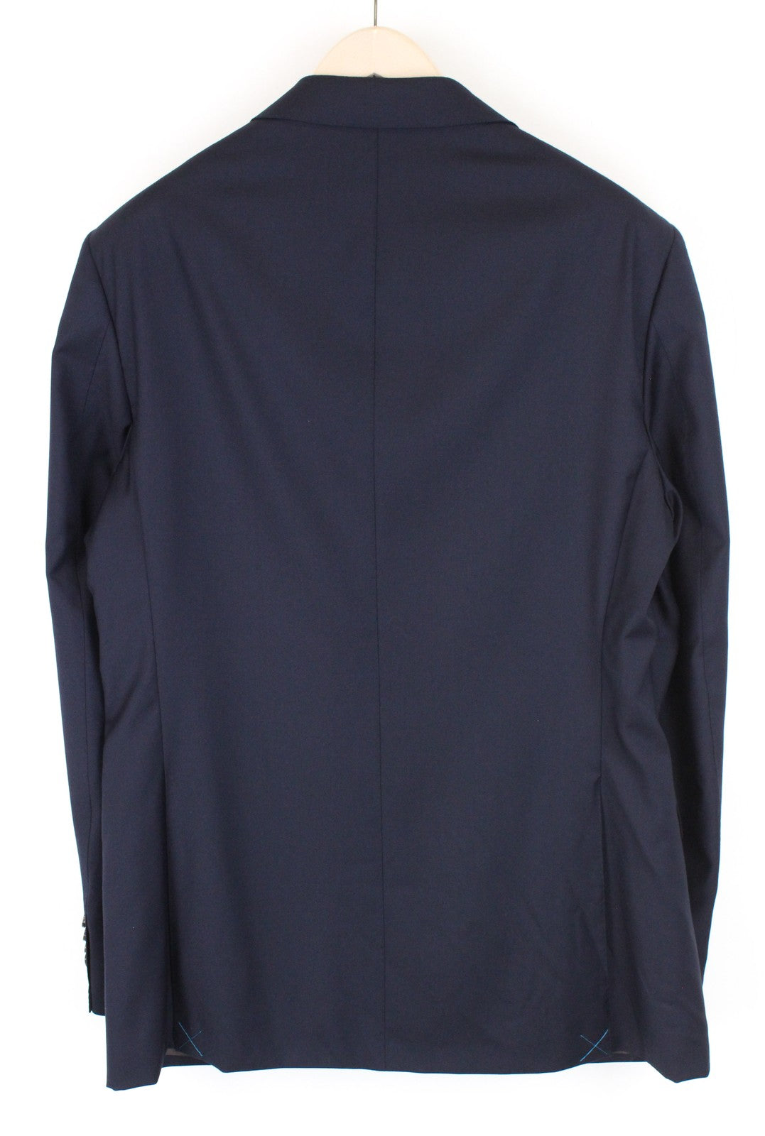 „SUITSUPPLY Napoli“ vyriškas švarkas, UK44L, tamsiai mėlyna vilnonė suknelė su pamušalu ir išpjova apykakle. 