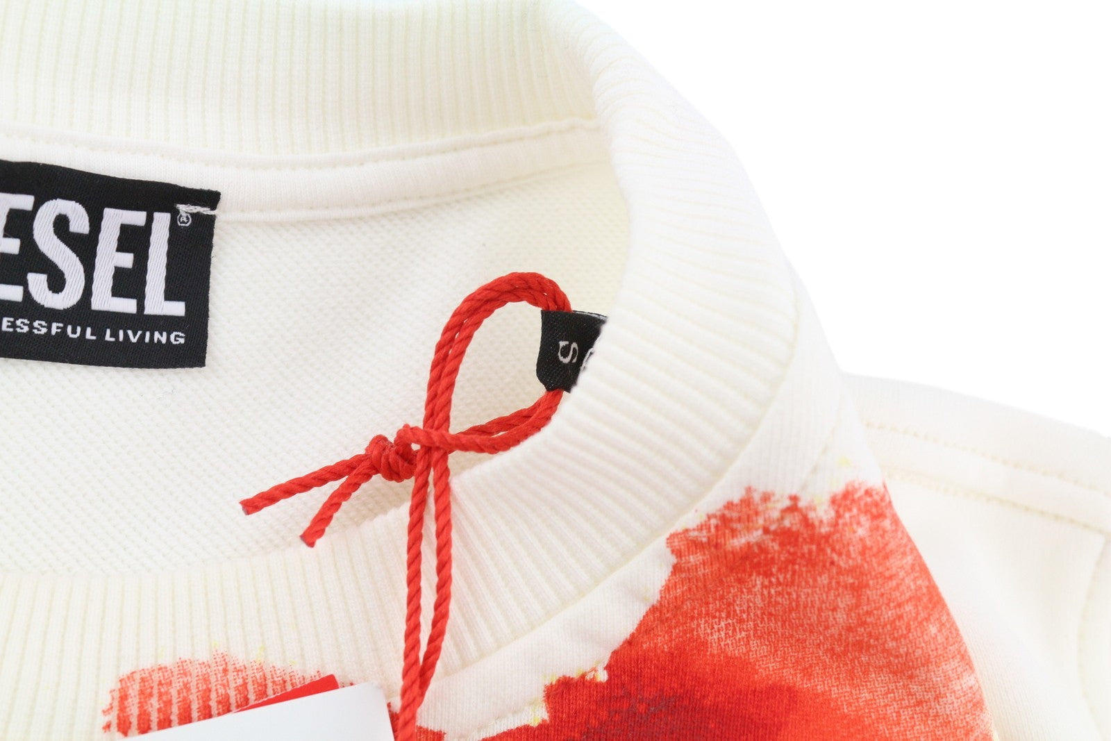 DIESEL S-Ginn-E5 Men Sweatshirt S White Pullover Crew Neck Front Logo Unlined