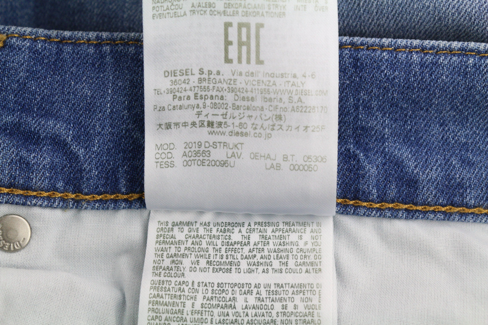 DIESEL 2019 D-Strukt 0EHAJ Men Jeans W40/L34 Slim Fit Mid Waist Washed Blue