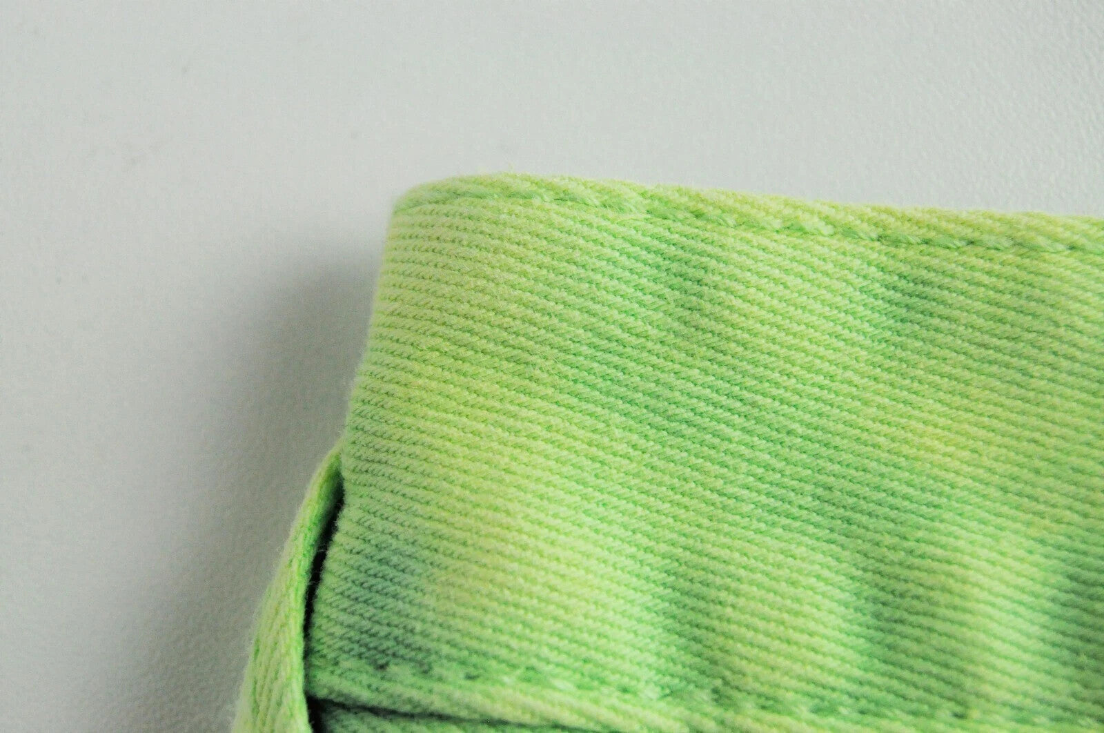 SCOTCH &amp; SODA Steele vyriški džinsai W33/L34 itin ploni, žaliai dažyti, su sagomis 