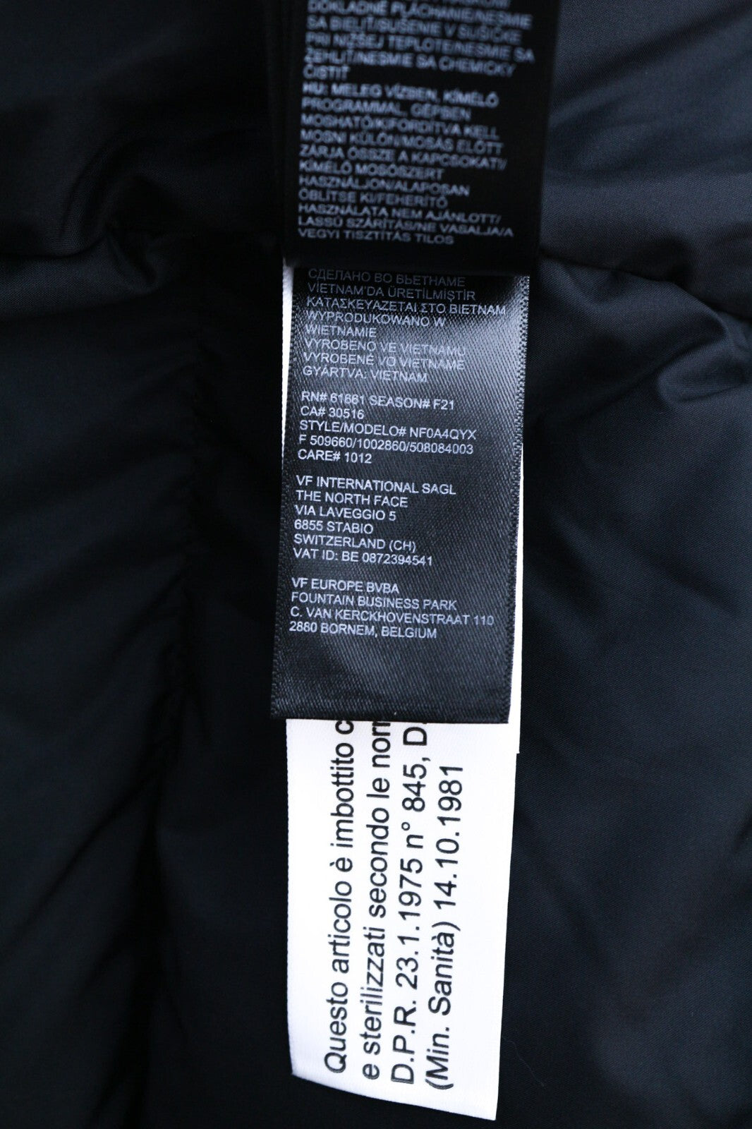 THE NORTH FACE Himalayan Down Parka Men Jacket M Hooded 550 Insulation Lined