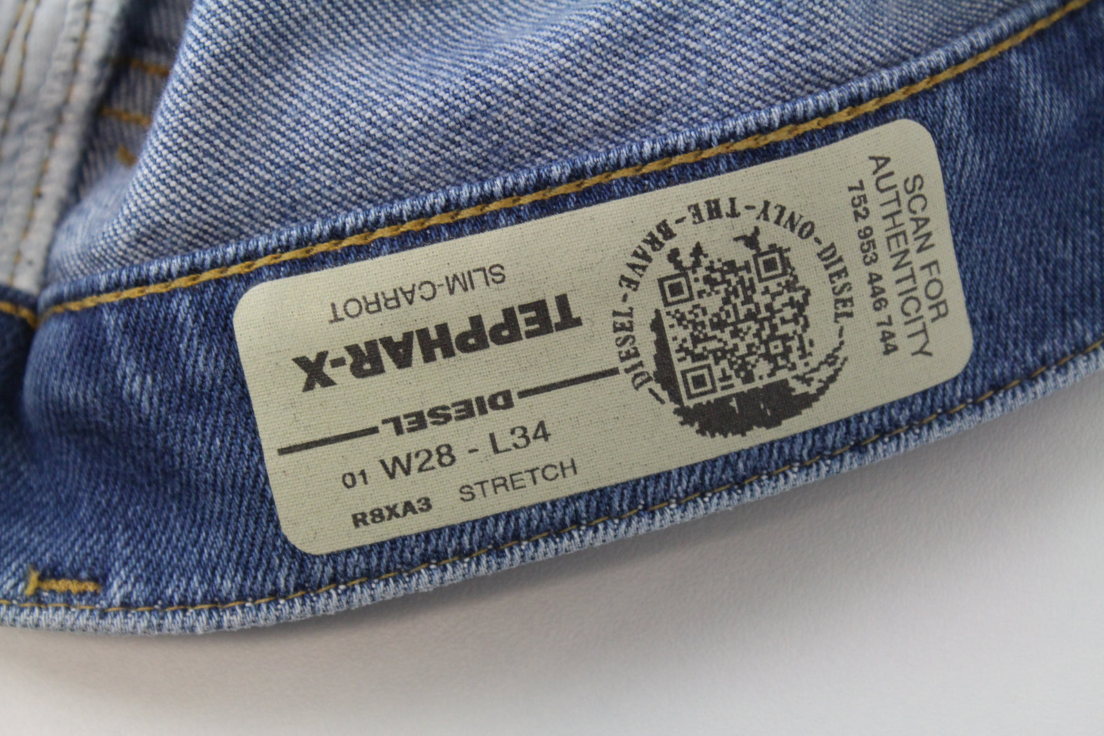 DIESEL Tepphar-X R8XA3 Men's Blue Jeans W28/L34 Slim Carrot Cotton Washed