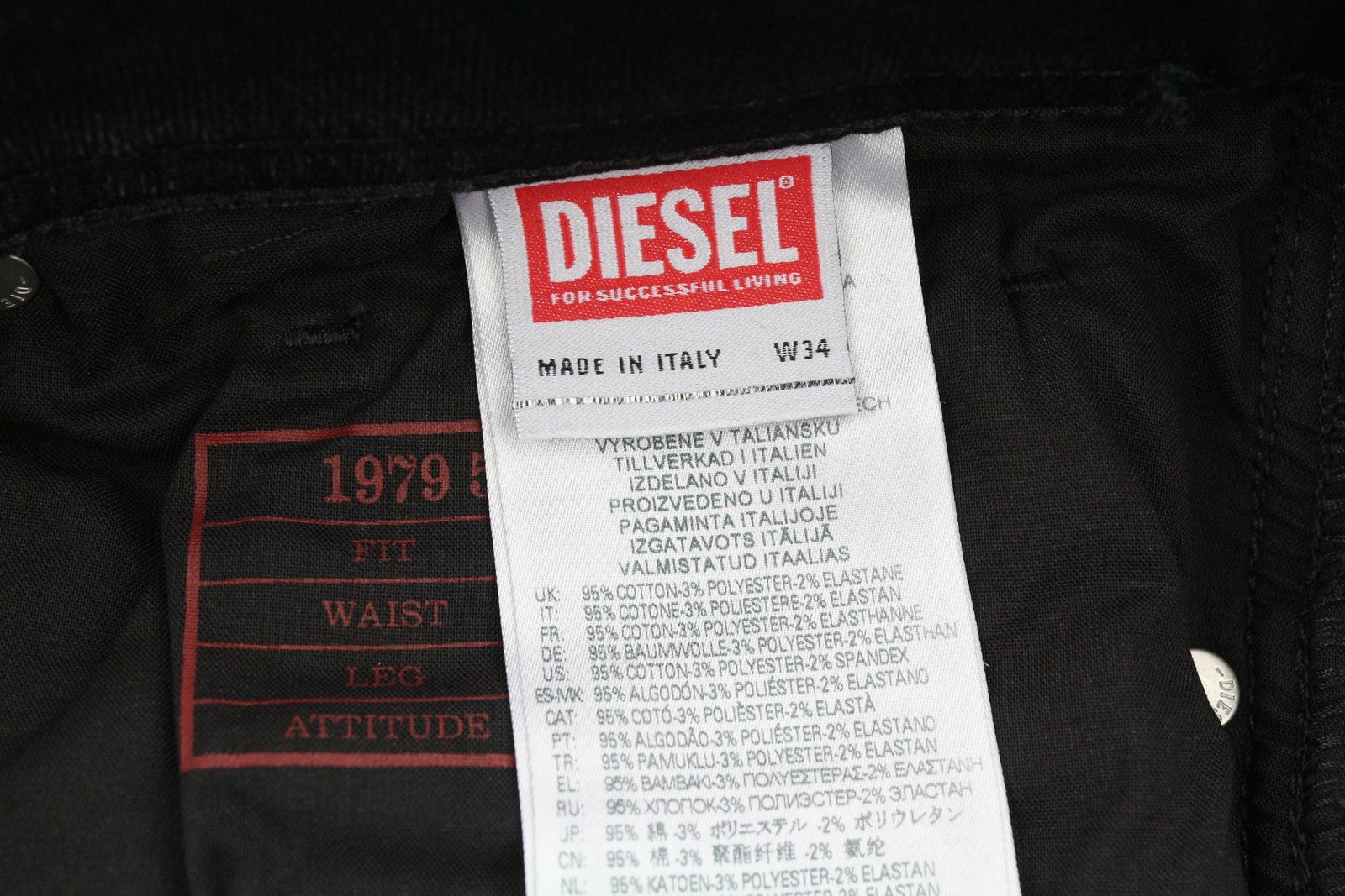 DIESEL 1979 Sleenker 09A89 Men Jeans W34/L30 Skinny  Low Waist Distress RRP€275