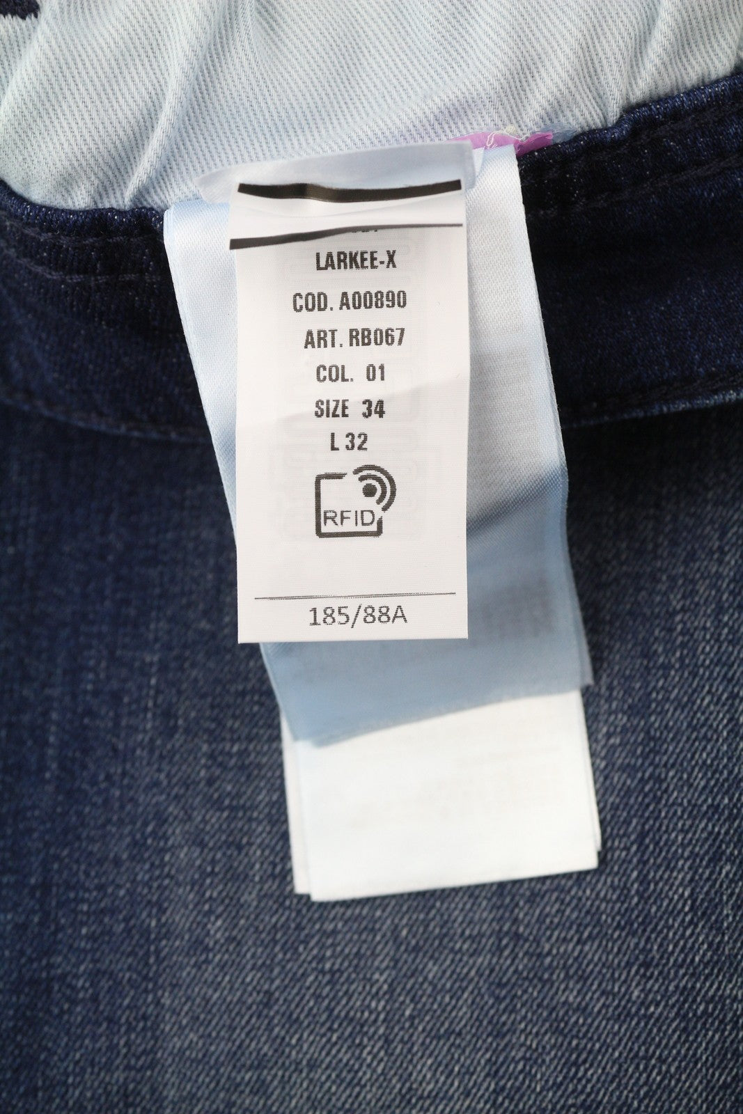 DIESEL 1985 Larkee RB067 Men Jeans W34/L32 Straight Fit Buttoned Washed Blue