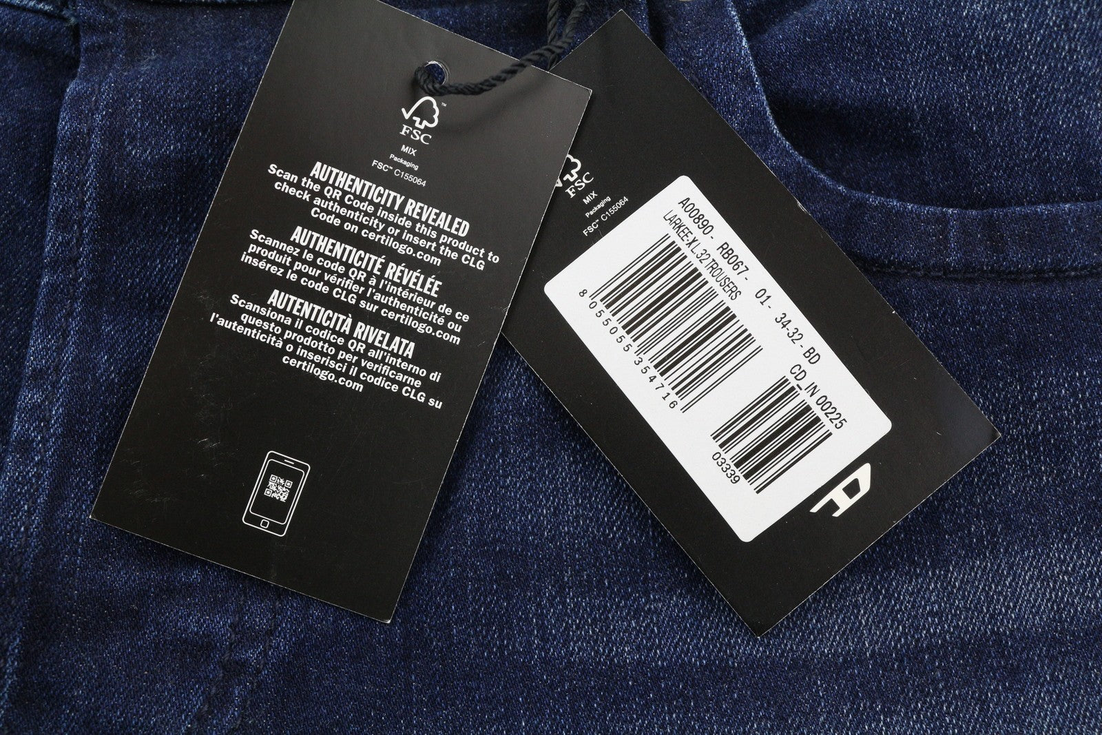 DIESEL 1985 Larkee RB067 Men Jeans W34/L32 Straight Fit Buttoned Washed Blue