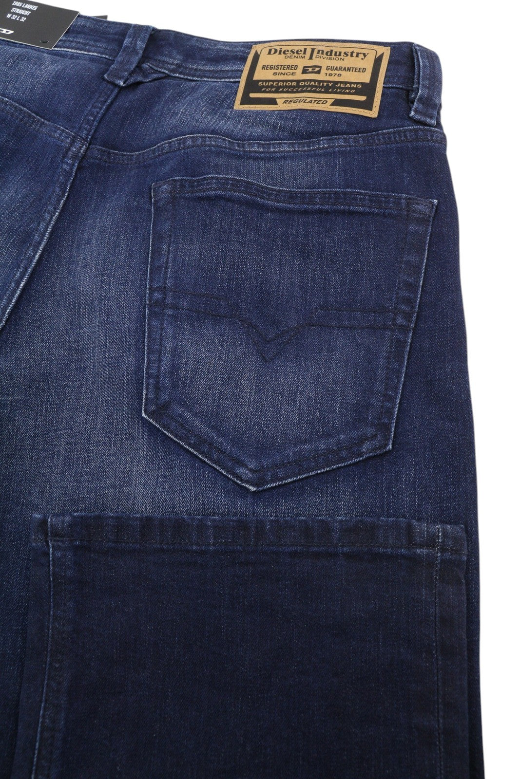 DIESEL 1985 Larkee RB067 Men Jeans W32/L32 Straight Fit Buttoned Washed Blue