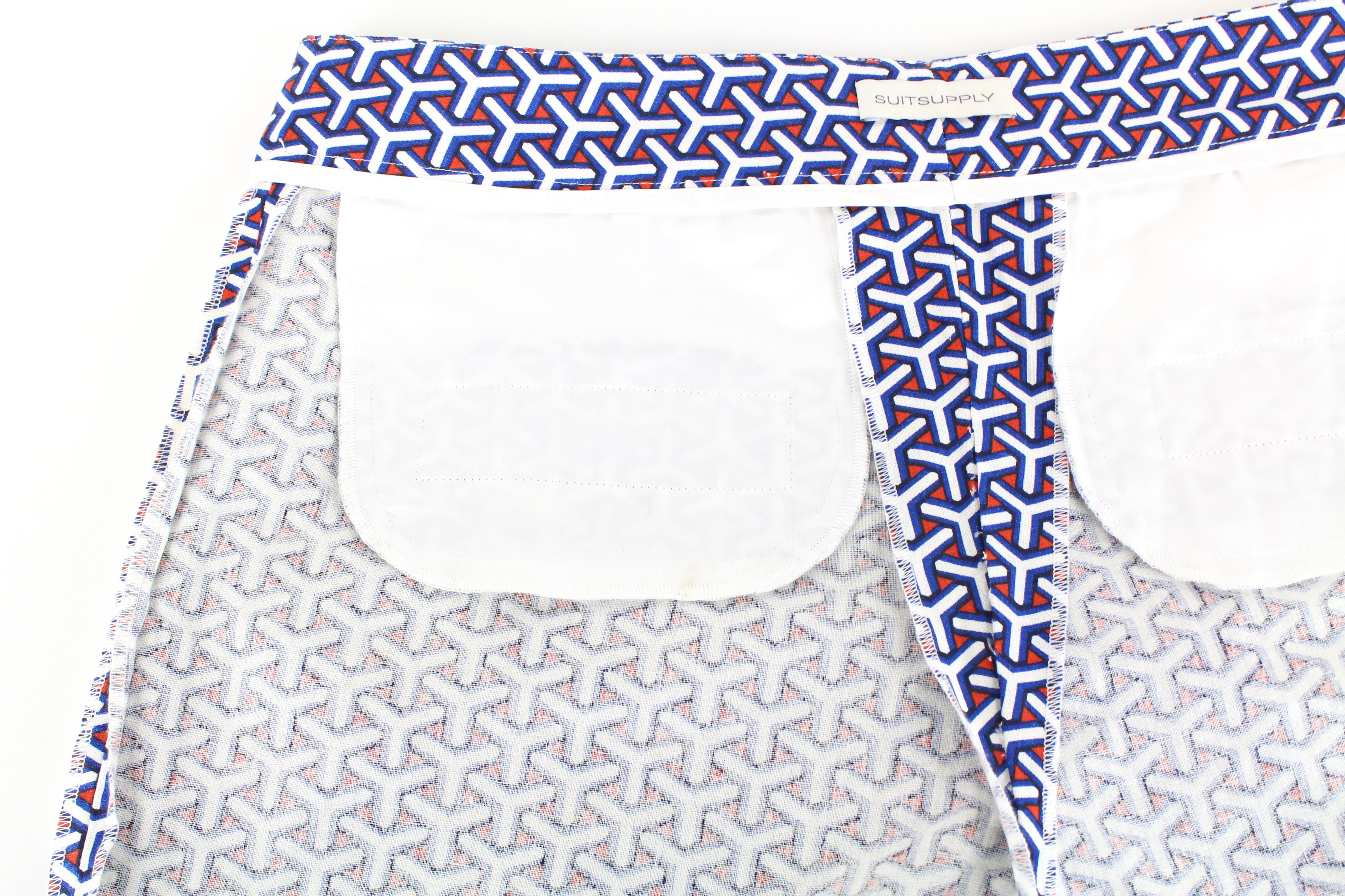 SUITSUPPLY Women's 40 Blue Red White Patterned Shorts with Slit Pockets