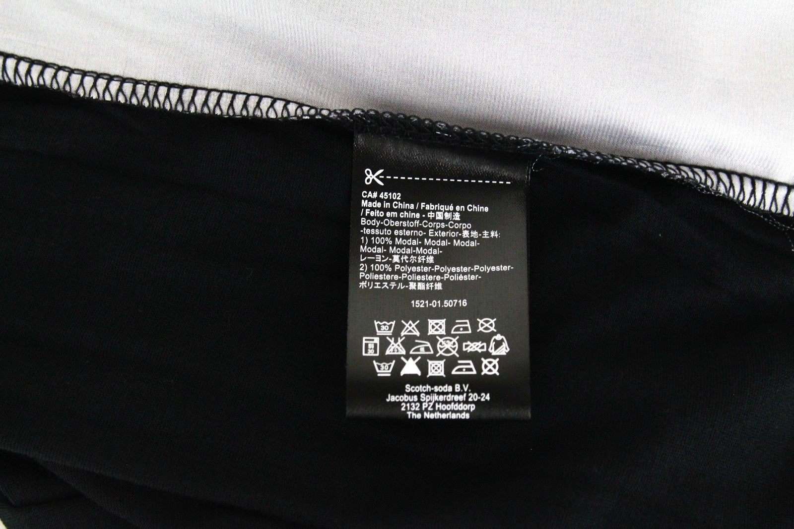 MAISON SCOTCH Women's S Black Abstract Print Light Casual Top Round Neckline