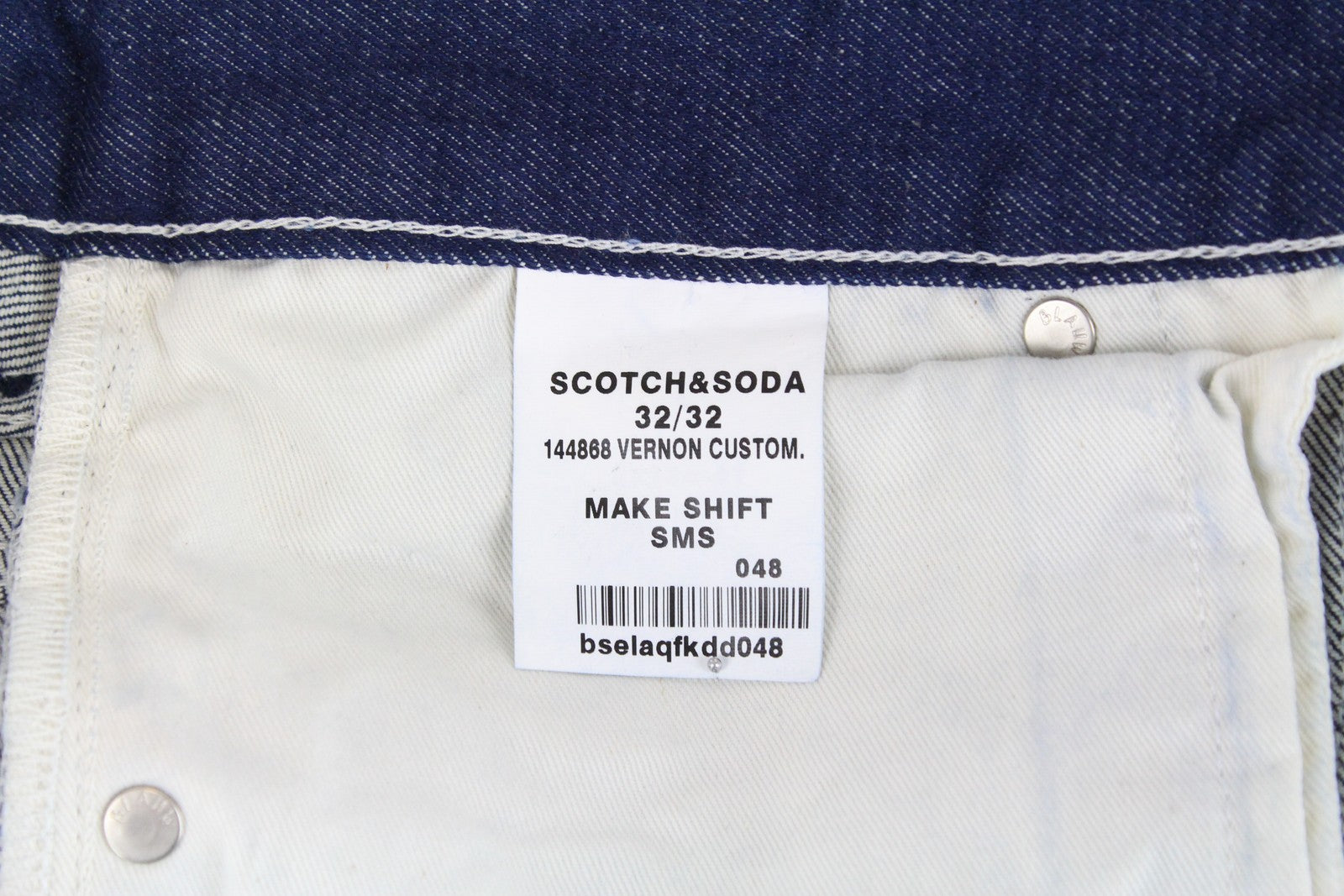 SCOTCH &amp; SODA Ams Blauw vyriški laisvo kirpimo mėlyni džinsai su 5 kišenėmis ir sagomis 