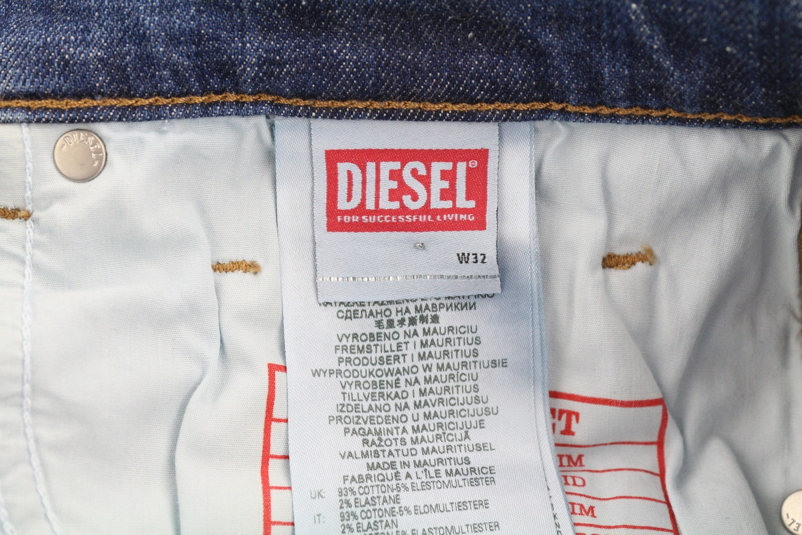 DIESEL 2019 D-Strukt 0DQAE Men Jeans W32/L30 Slim  Zip Fly Fade Effect RRP€175