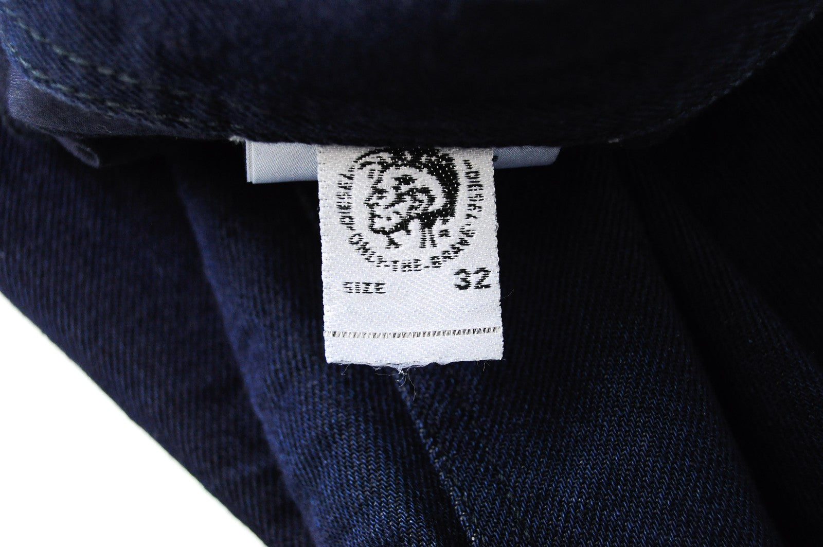 DIESEL Dagh-XP 084ZF Men Jeans W32/L32 Regular Straight Dark Blue Denim