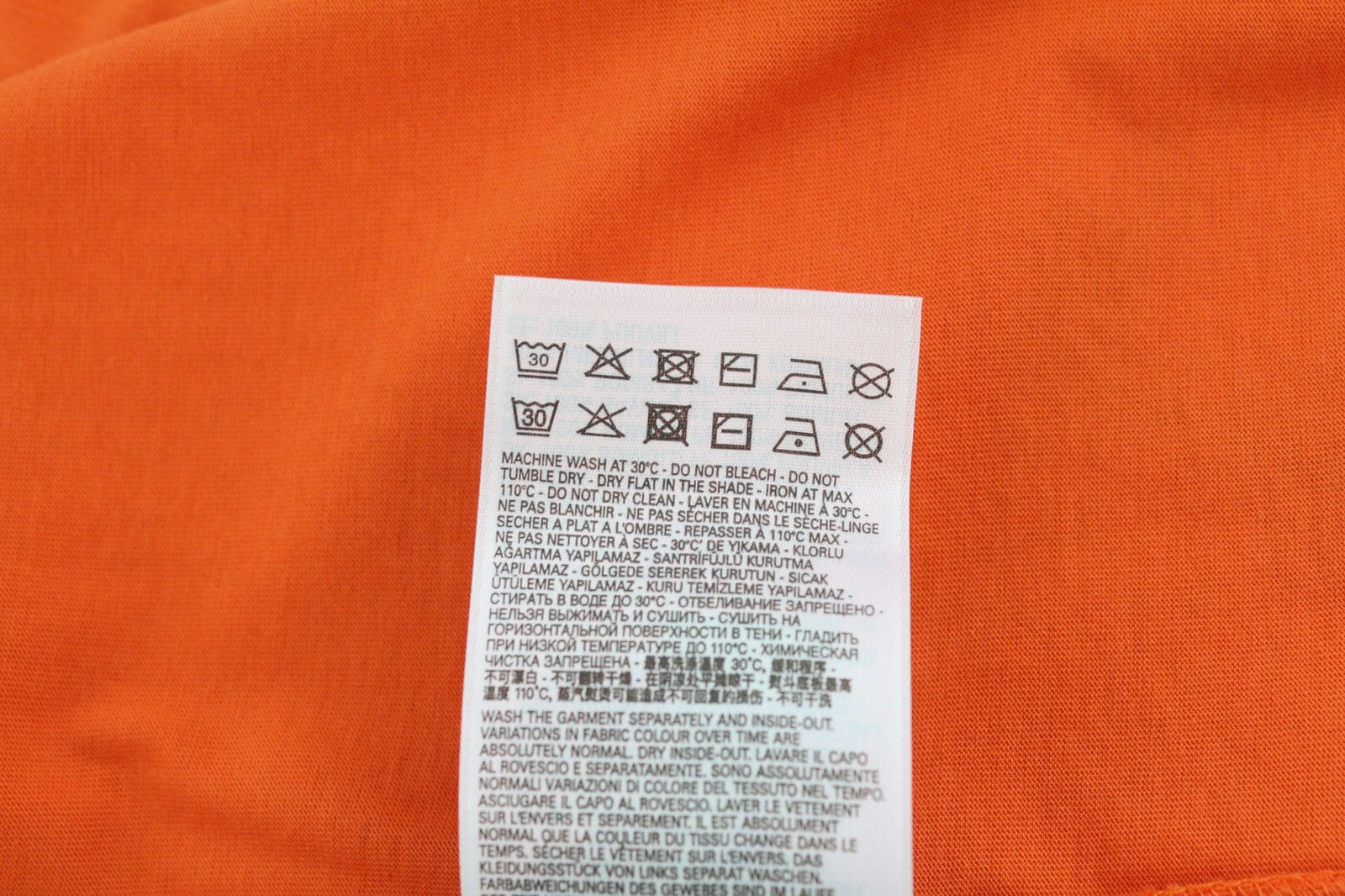 DIESEL T-Diegos-K26 Mens T-Shirt S Short Sleeve Crew Neck  Orange Casual