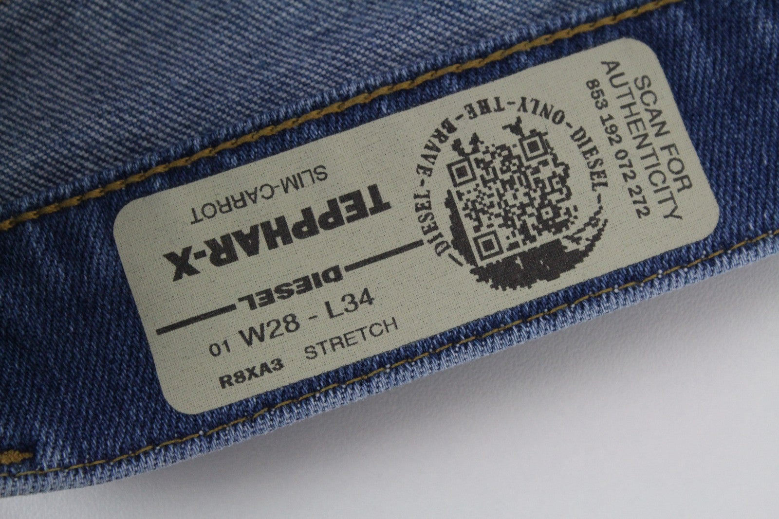 DIESEL Tepphar-X R8XA3 Men's Blue Jeans W28/L34 Slim Carrot Fit Washed Stretch