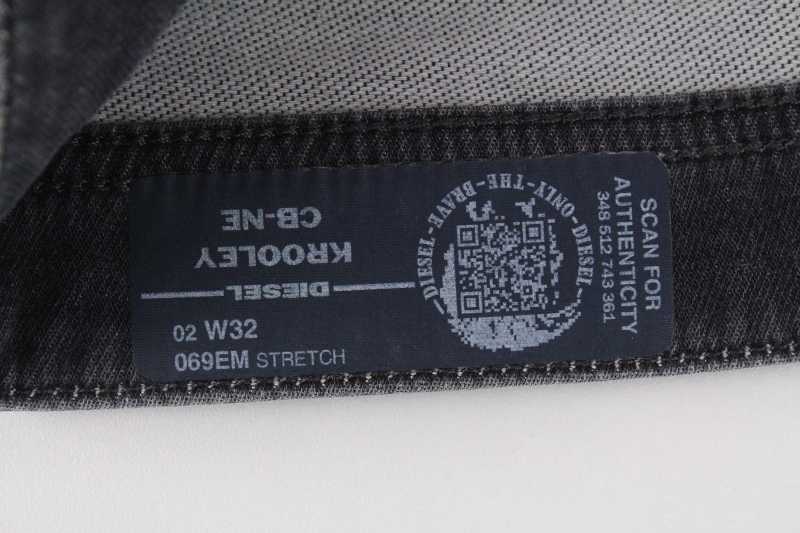 DIESEL Krooley CB-NE 069EM Men's Grey Ripped Sweat Jogg Jeans W32 Slim Washed