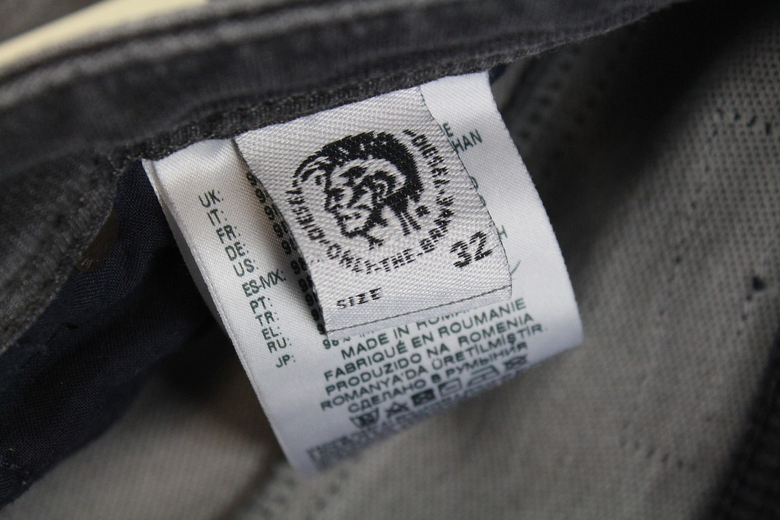 DIESEL Krooley CB-NE 069EM Men's Grey Ripped Sweat Jogg Jeans W32 Slim Washed